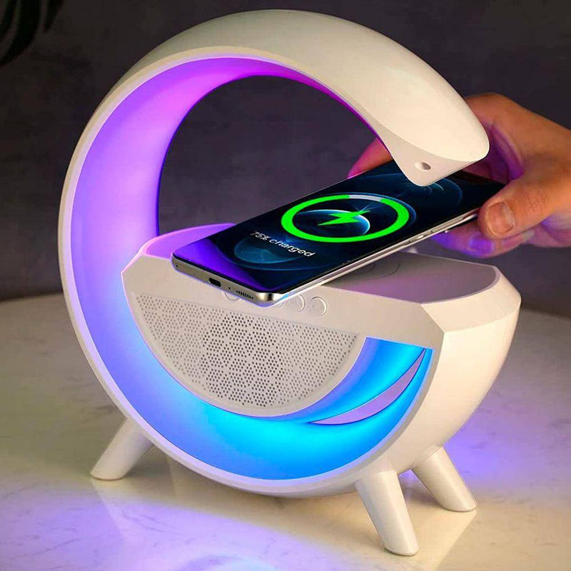 Lámpara LED Multifuncional 3 en 1: Altavoz Bluetooth, Cargador Inalámbrico y Luz RGB